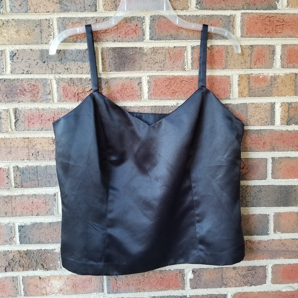 R&M Richards Crop Top Tank